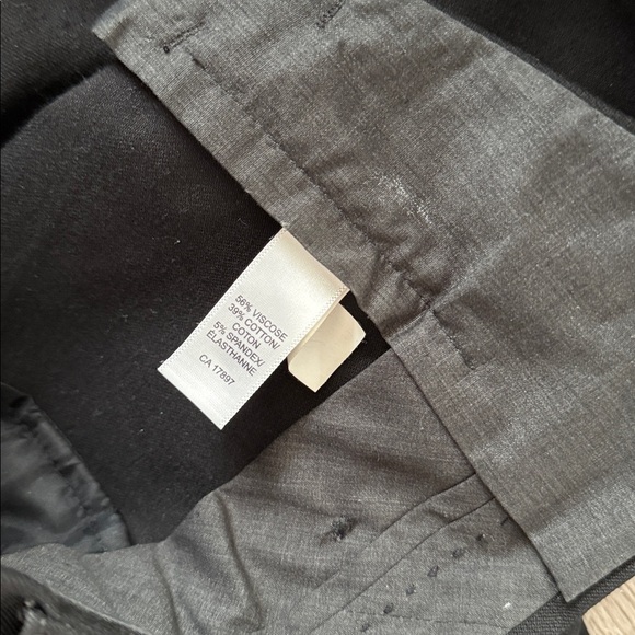 Banana republic this Sloan fit black pants size 6 - Picture 4 of 4